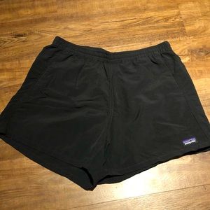 Black Patagonia Baggies!